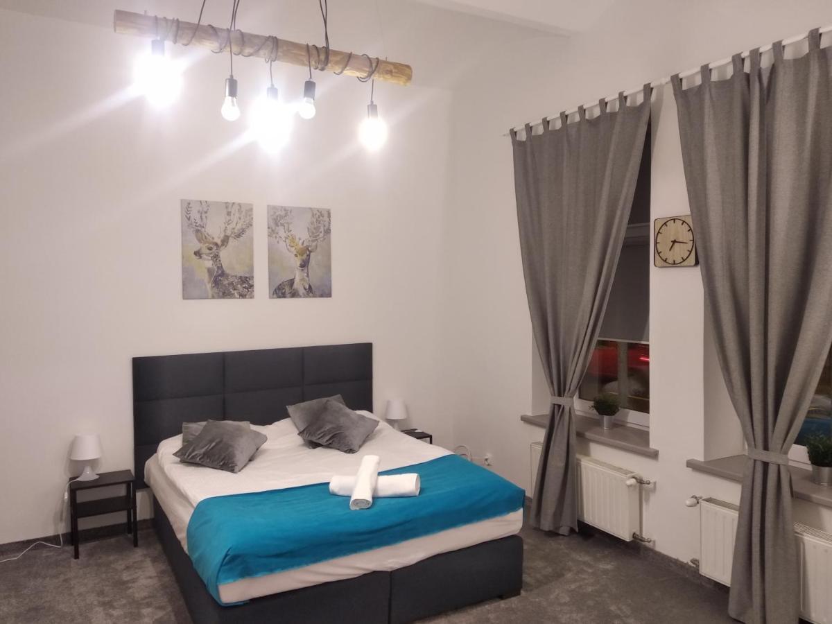 Ferienwohnung Harmonica Premium Neu Sandez Exterior foto