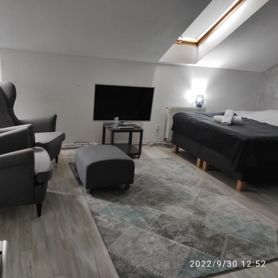 Ferienwohnung Harmonica Premium Neu Sandez Exterior foto