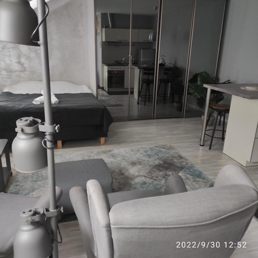 Ferienwohnung Harmonica Premium Neu Sandez Exterior foto