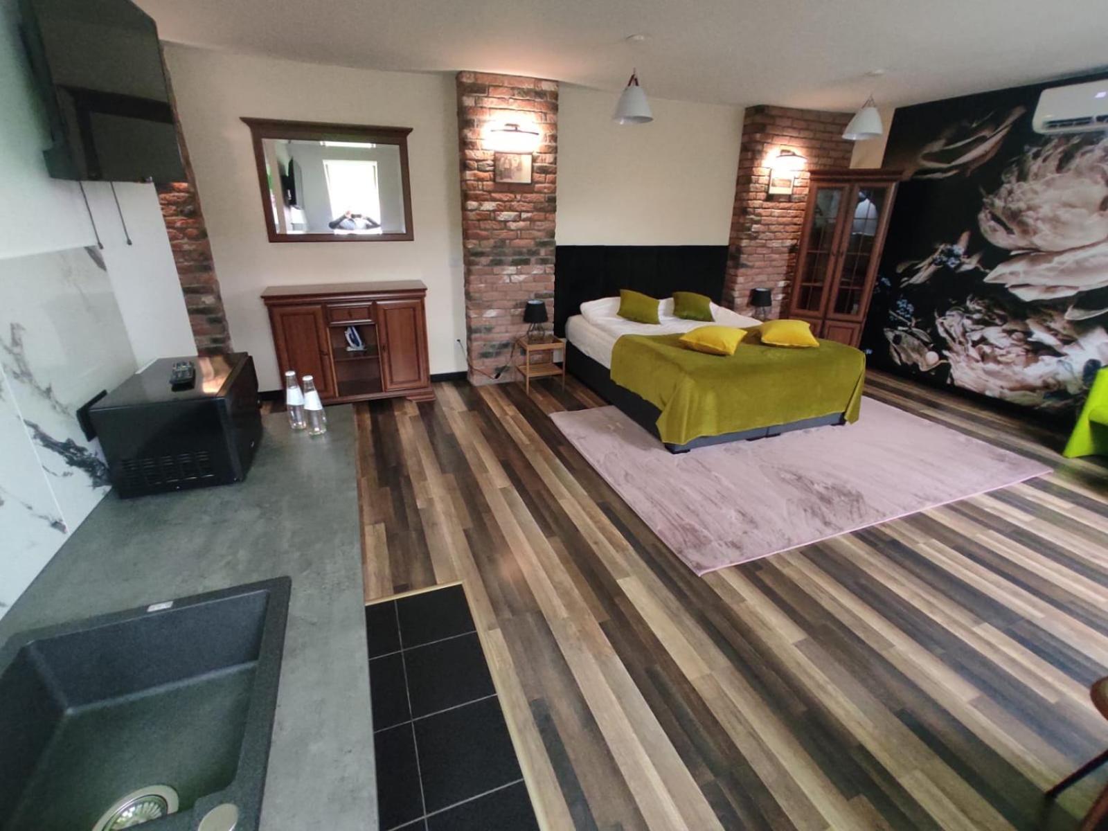 Ferienwohnung Harmonica Premium Neu Sandez Exterior foto